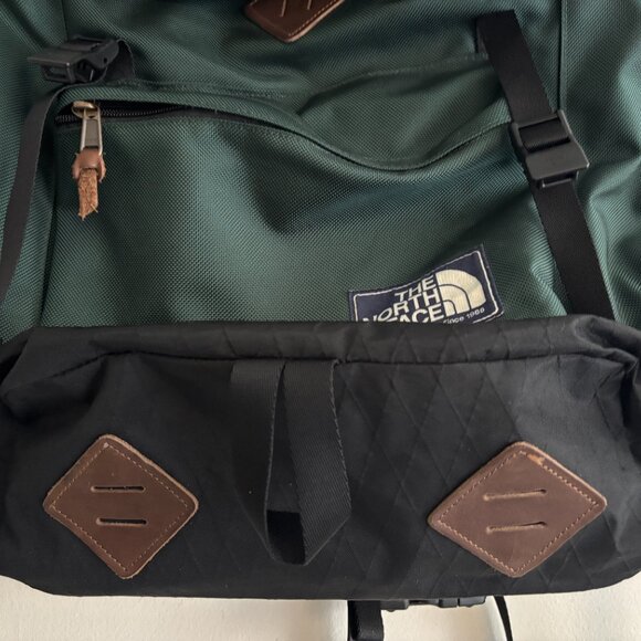 Rare Vintage The North Face Green Ruck Sack Backpack Hiking Bag Leather Trim - Picture 11 of 11